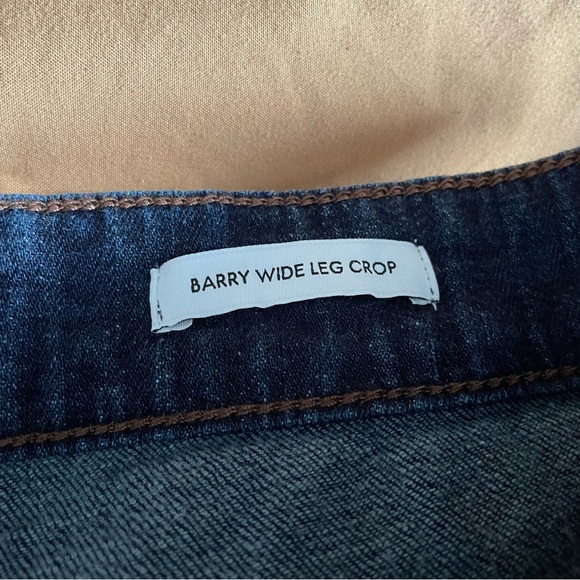 NWOT Women’s SkinnyGirl ‘BARRY WIDE LEG CROP’ - Dark Blue Shorts Bermuda Jeans - Picture 5 of 9